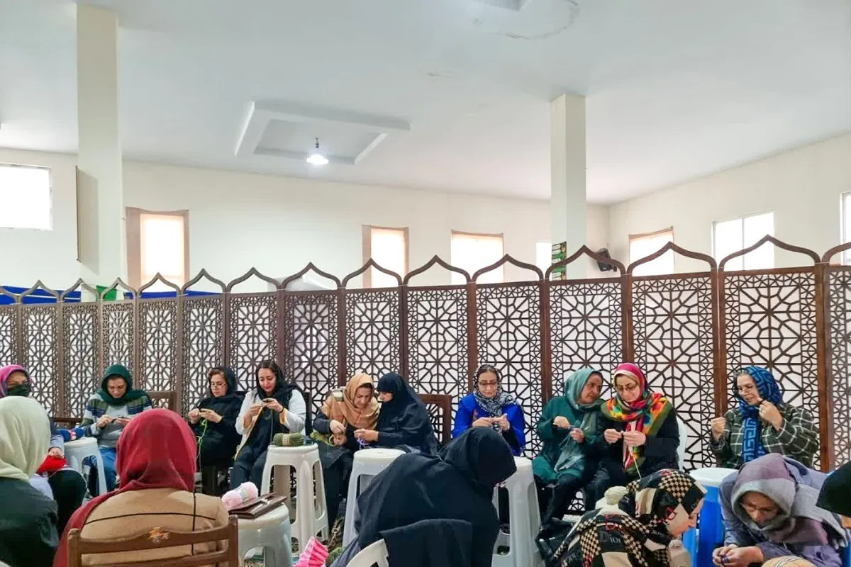 کلاف مهربانی بانوان منطقه ۹ برای کودکان حاشیه شهر