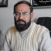 روحانی محله پروین اعتصامی، استاد معرق&zwnj;کار است