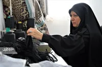 کارآفرینی فاطمه کرانی در خیاط‌خانه‌ کوچک