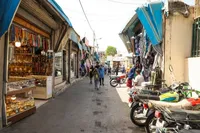 کوچه عباسقلی‌خان، خانِ کوچه‌های مشهد است