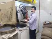 شریک شادی مردم
