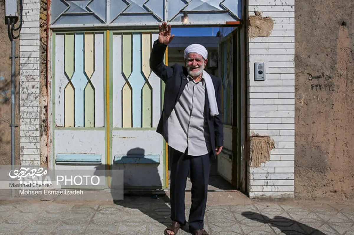 عثمان محمدپرست برای اولین بار ترانه معروف «نوایی نوایی» را اجرا کرد