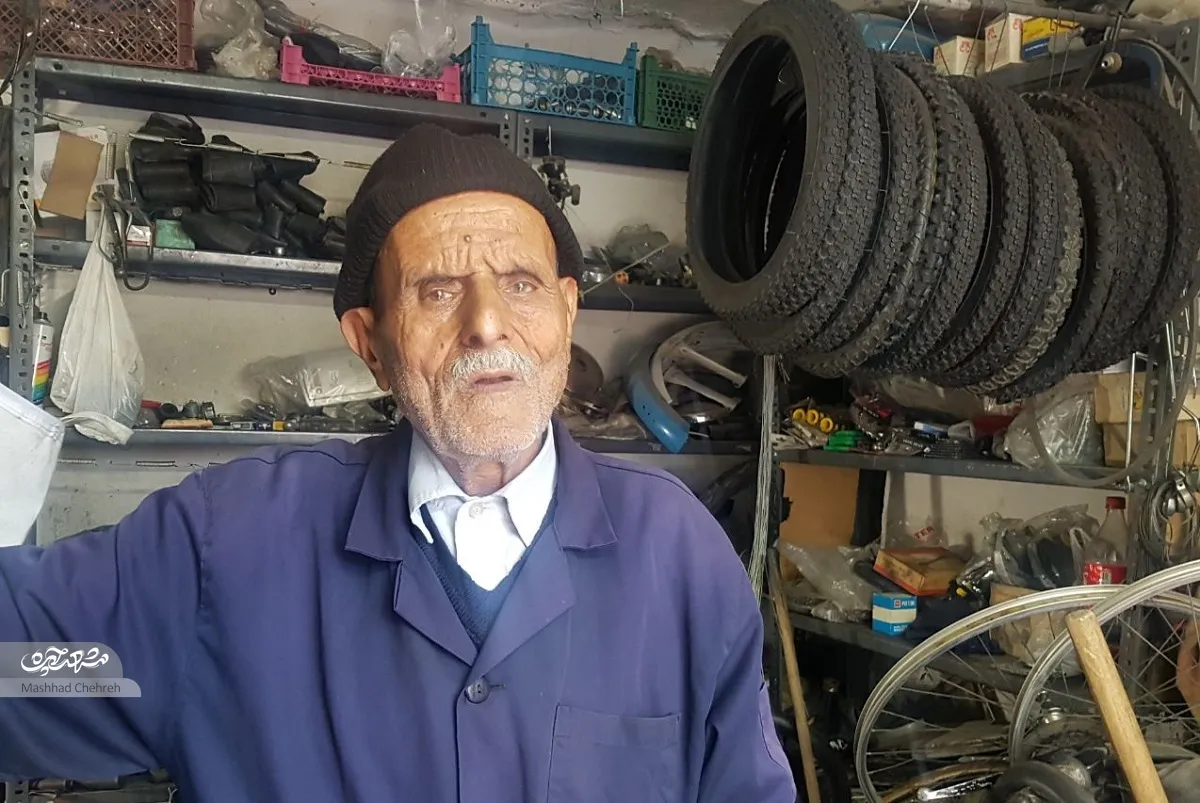 گفت‌وگو با کسبه و قدیمی‌های خیابان خاکی از گذشته تا به امروز