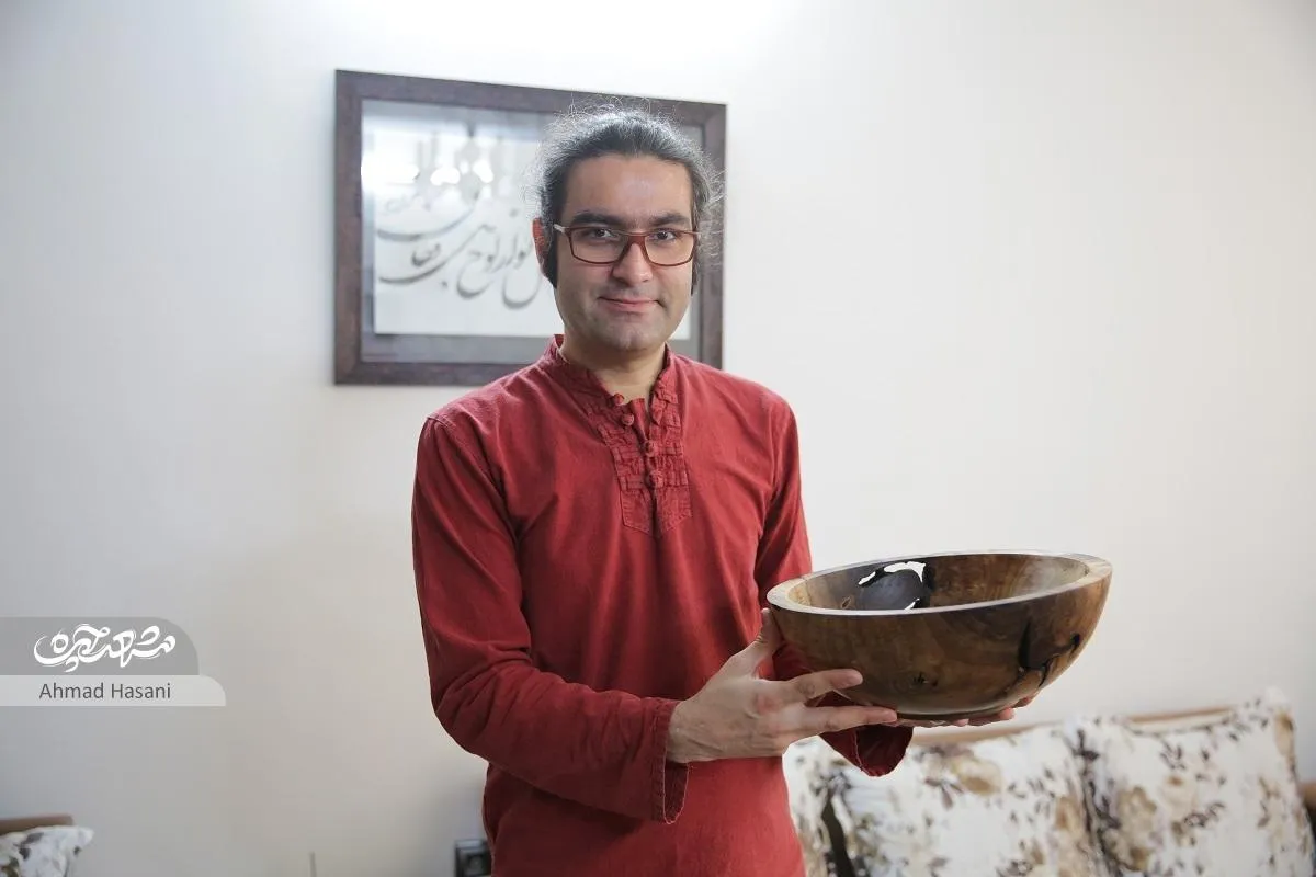 خالق هنر فیروزه‌کوبی روی چوب