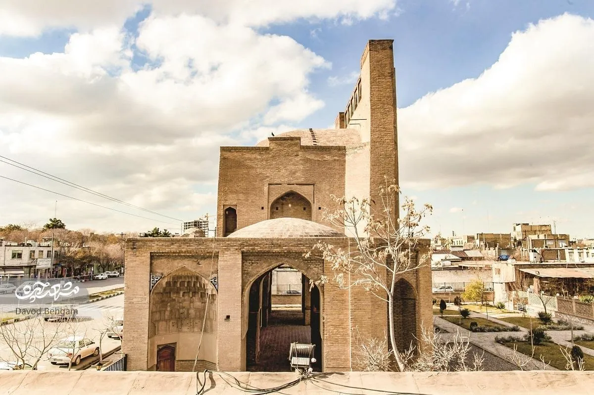 خشت‌های تماشایی مصلی