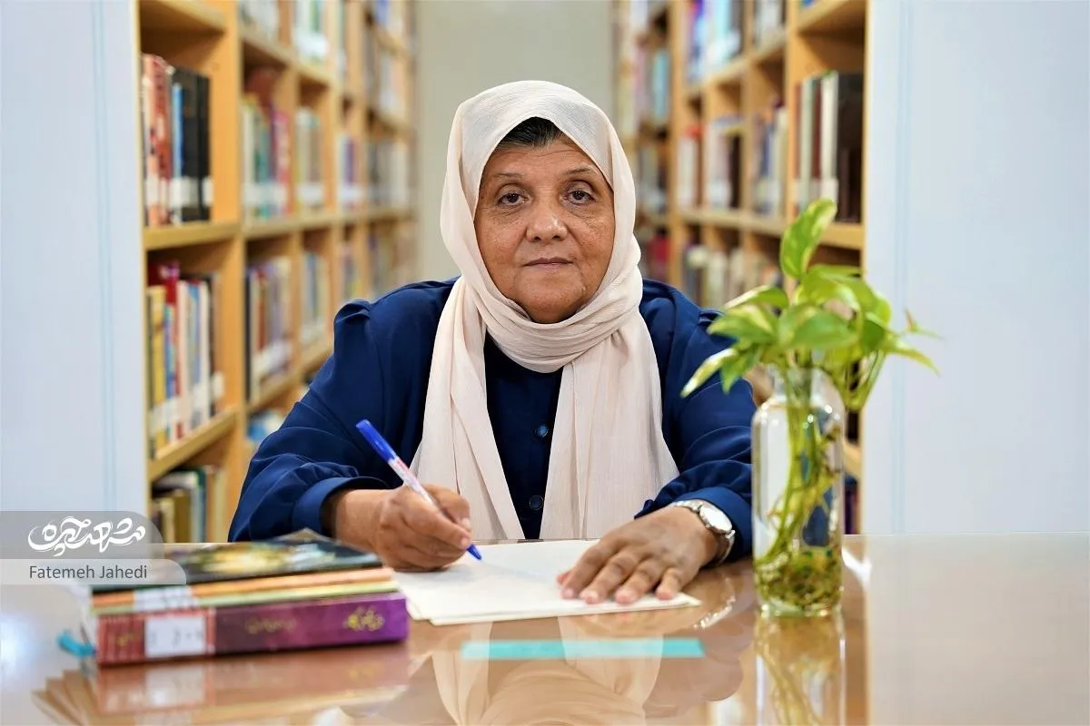 طیبه روحانی، پس از بازنشستگی نویسنده شد