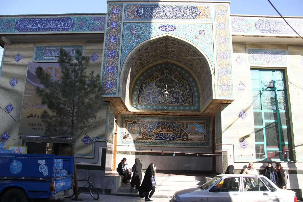 مسجد زینبیه در محله عامل مشهد