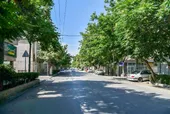 صف دانش&zwnj;آموزان در &laquo;دانش&zwnj;سرا&raquo;