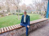 دبیر بازنشسته منطقه 8 برای هر مشکلی راه&zwnj;حل دارد