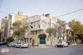آرمیدن حاج&zwnj;حسن واقف در مسجد