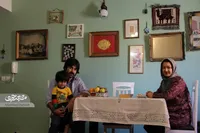 اهل نمایشیم اما نمایشی زندگی نمی‌کنیم