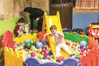 دنیایی کودکانه در گلستان علی