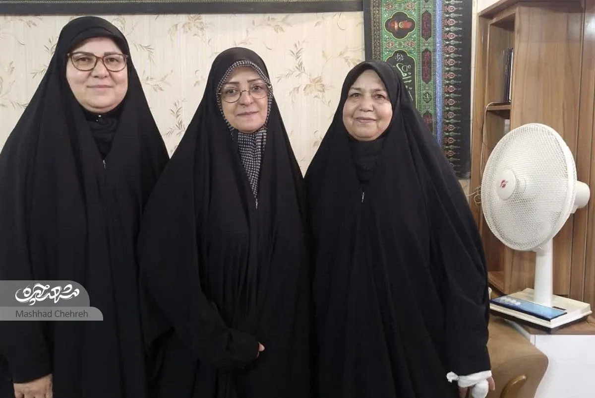 اهالی کوچه قائم ۴۲ به عصمت صادق «مادر میلان» می‌گویند