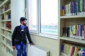 داستان پسر معلولی که نان&zwnj;آور خانه شده است