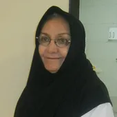 منصوره رنجبر ۴ دهه است که مامایی می&zwnj;کند