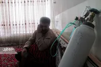 کلکسیونی از درد و رنج در زندگی «شافعی» جانباز شیمیایی