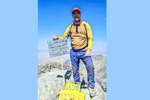 img-profile-author