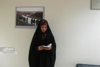 آنقدر شعر خواندم تا شاعر شدم