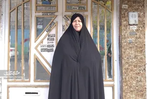 آشنایی به صرف یک قوری چای در محله ایثارگران