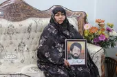 دست به خیر همسر شهید رحیمی در محله انقلاب شهره است