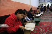 جلسه قرآن پرمخاطب تکیه علی&zwnj;اکبری&zwnj;ها