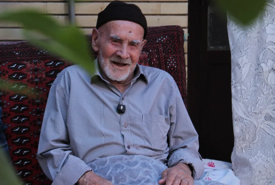 یک قرن زندگی شهباز پاشازاده‌شیران با قطار