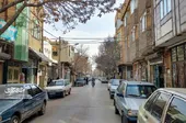 طبرسی شمالی ۳۰؛ راسته&zwnj;ای تجاری، بدون پارکینگ