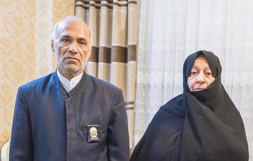 خادمان امام رضا(ع) جواد نمایی و اشرف فاطمی