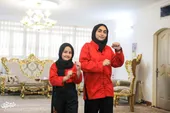 مادر ورزشکار، دخترانش را به سمت سکوی قهرمانی هدایت کرد