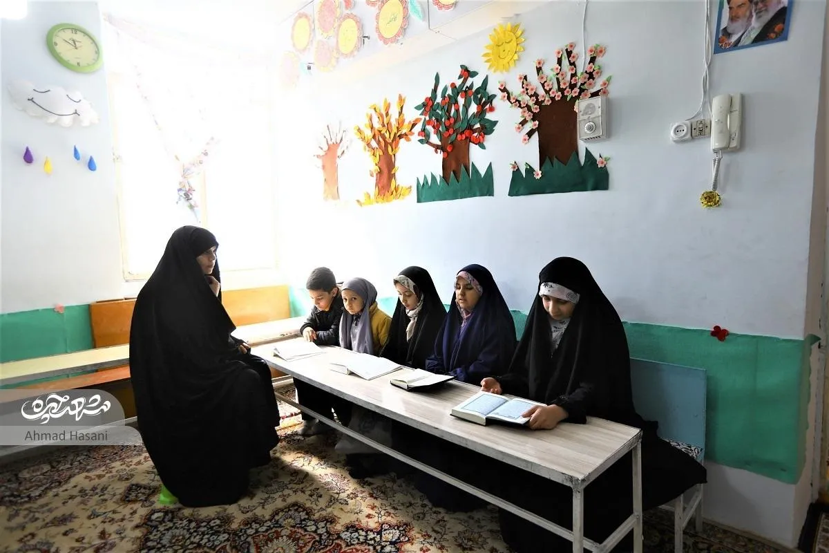 کانون عترت تنها پاتوق فرهنگی بانوان محله حسین‌آباد است
