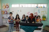آموزش فرهنگ عامه به کودکان با تئاتر و موسیقی