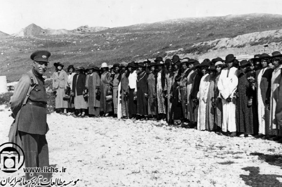 قیام زنان مشهد از گوهرشاد تا ۱۷‌دی‌۱۳۵۶