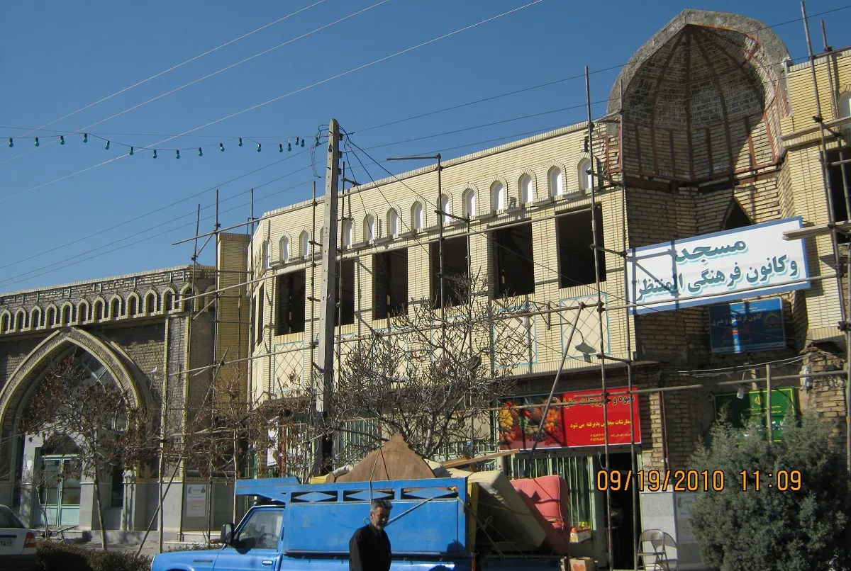 مسجدالمنتظر در محله استادیوسفی