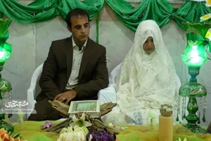 نوید و فاطمه در نجف عقد کردند و در مسجد عروسی